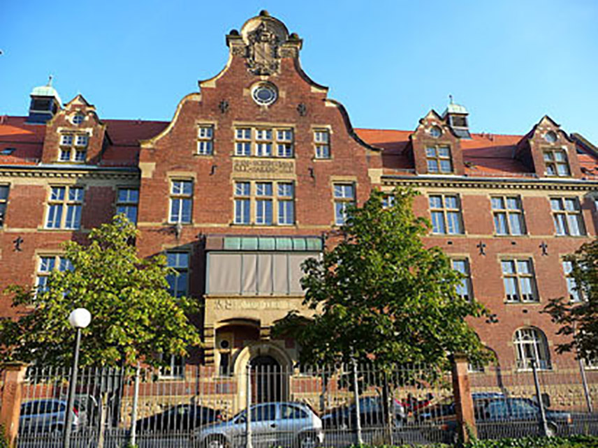 o0411030810838727189